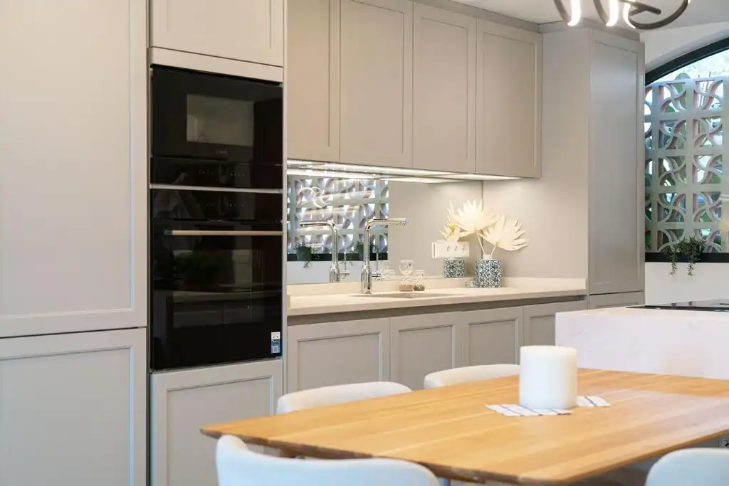 Kitchen of Apartments for sale in Calvià  with Air Conditioner, Terrace and Furnished