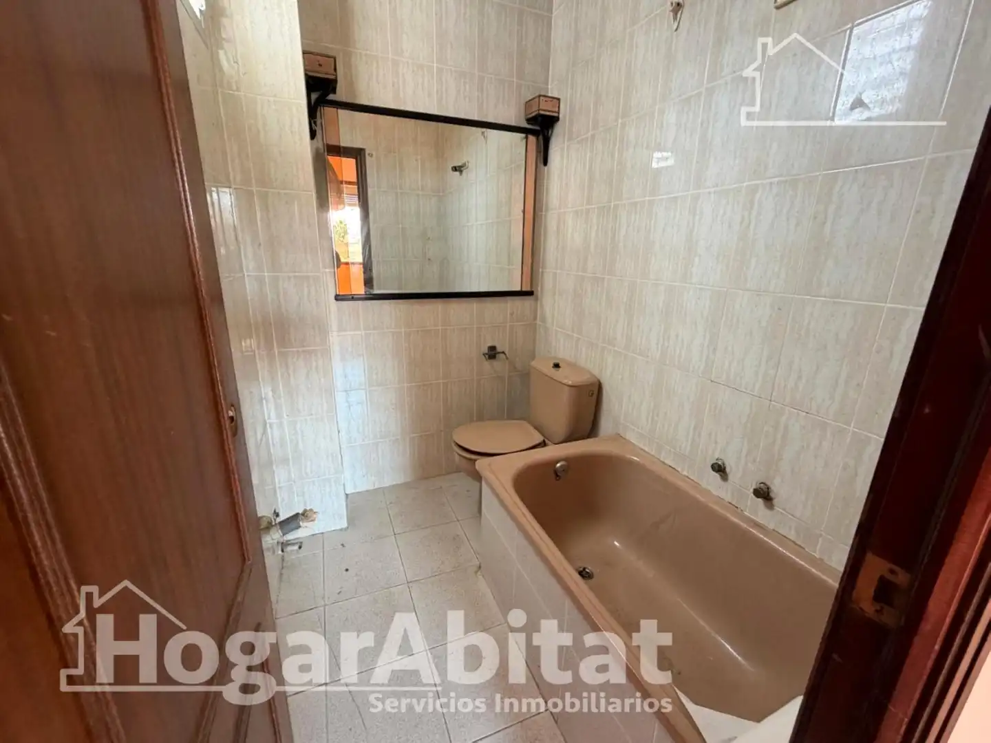 Baño de Piso en venta en Valencia con Trastero y Balcón