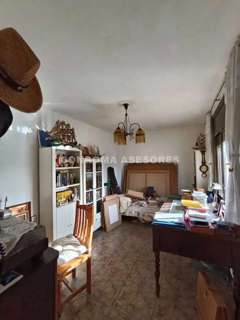 Casa amb terrassa en venda a Montbarbat, imagen 22