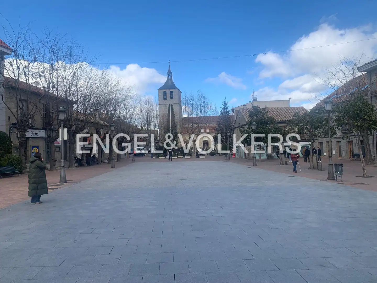 Vista exterior de Dúplex de lloguer en Galapagar amb Calefacció, Balcó i Es permeten mascotes