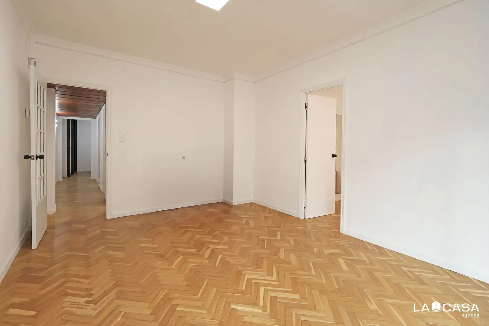 Habitación de Piso en venta en Barcelona con Balcón