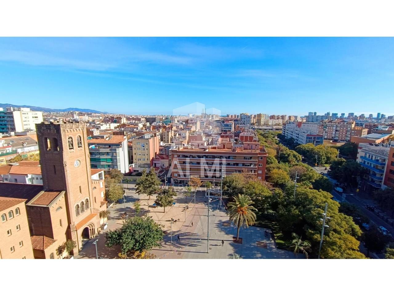 Exterior view of Flat for sale in  Barcelona Capital  with Air Conditioner, Heating and Balcony
