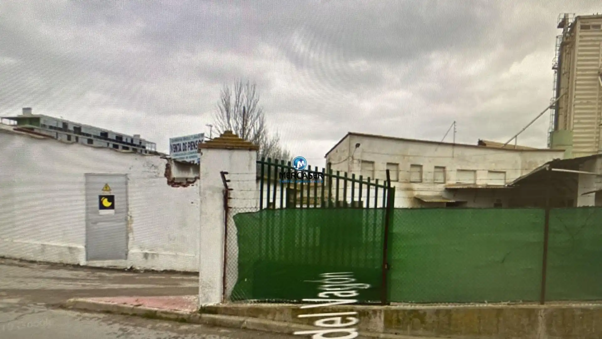Fabrikhallen zum Verkauf in Calle VAGON, Tielmes