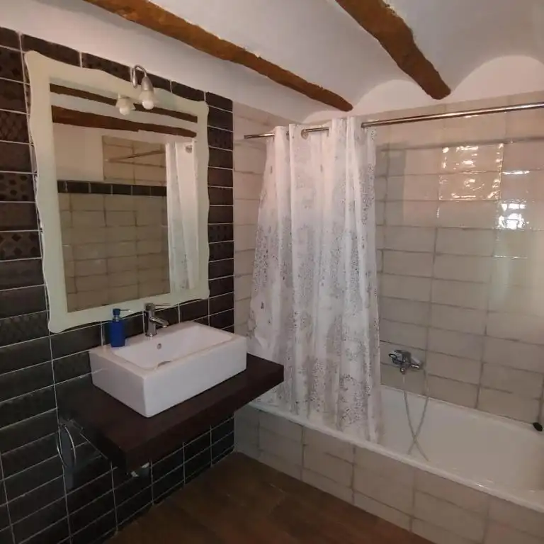 Baño de Casa o chalet de alquiler en Navarrés con Terraza