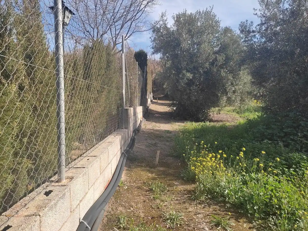 Terreni e lotti in vendita a Urbanización Puente de la Reina 23, imagen 4