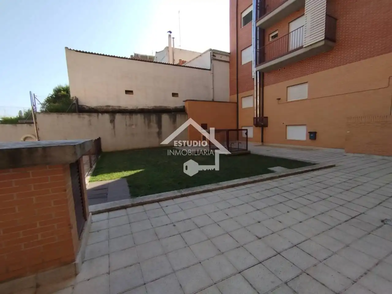 Casa o chalet en venta en Calle Rafael Azcona, Villamediana de Iregua