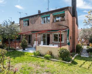 Garden of Single-family semi-detached for sale in  Madrid Capital  with Heating, Private garden and Terrace