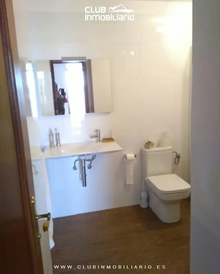 Baño de Piso de alquiler en Santa Cruz de Tenerife con Aire acondicionado, Terraza y Balcón