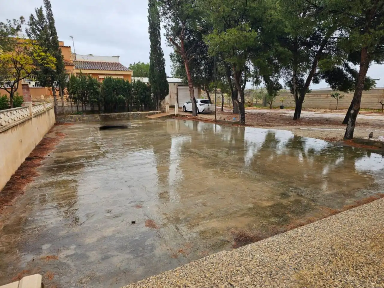 Aparcament de Casa o xalet en venda en Alicante / Alacant amb Aire condicionat, Calefacció i Jardí privat