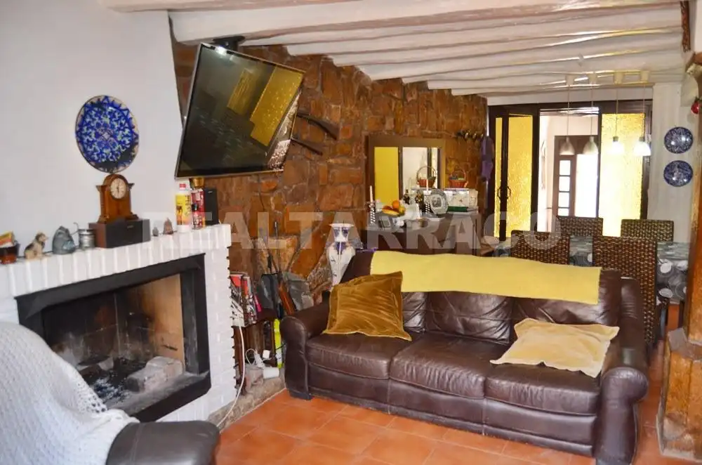 Living room of Country homes for sale in Sarral, Tarragona