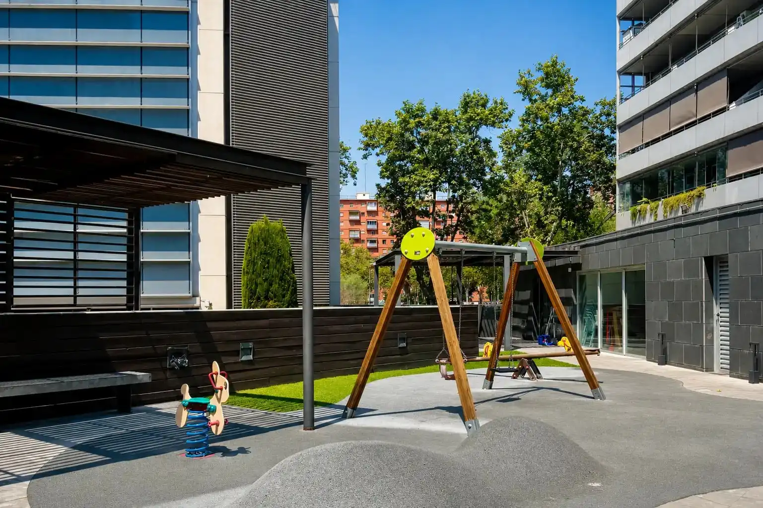 Terrasse von Wohnung zum Verkauf in Barcelona mit Klimaanlage, Terrasse und Möbliert