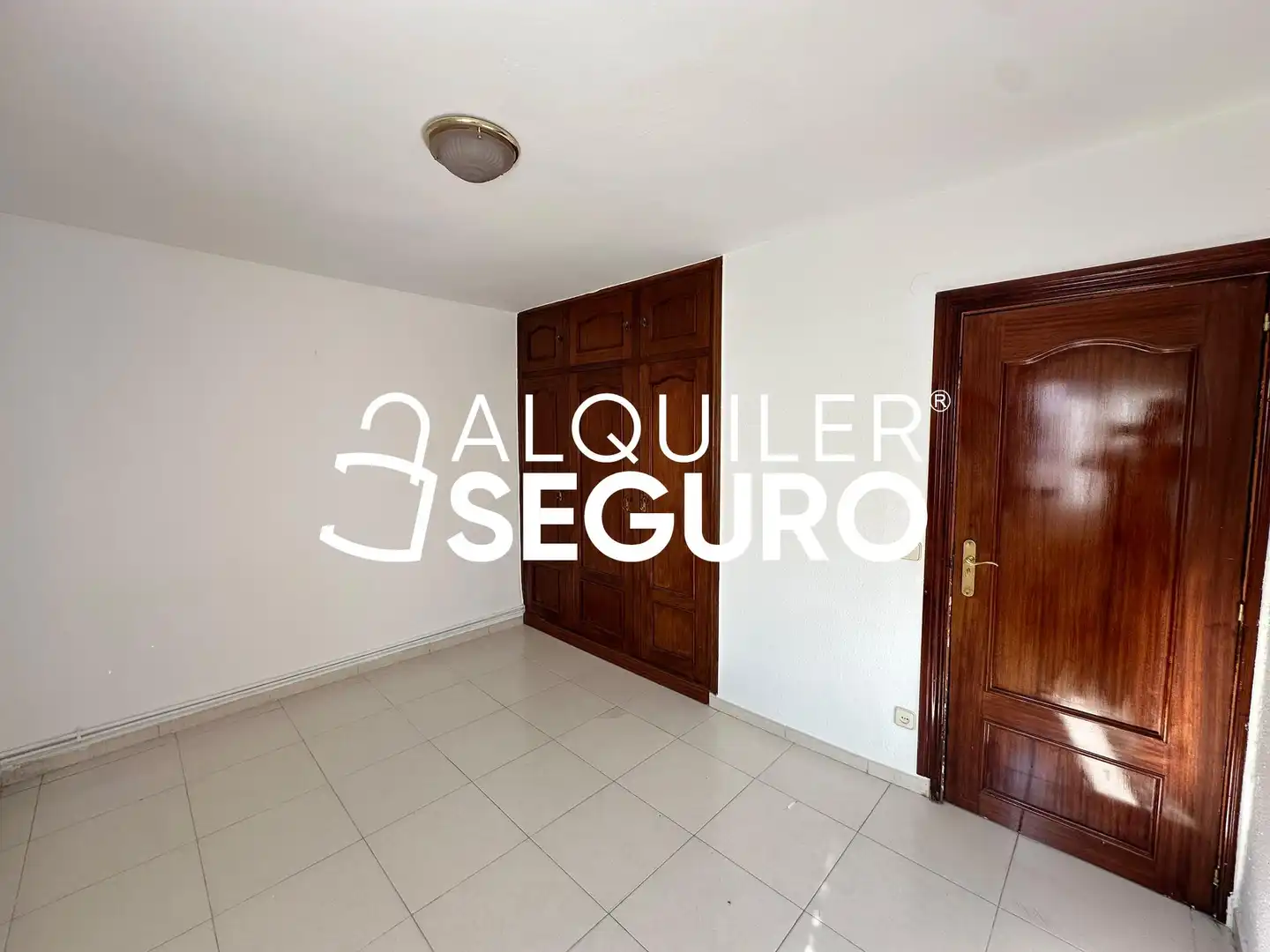 Bedroom of Flat for rent in Madrid  with Air Conditioner and Heating