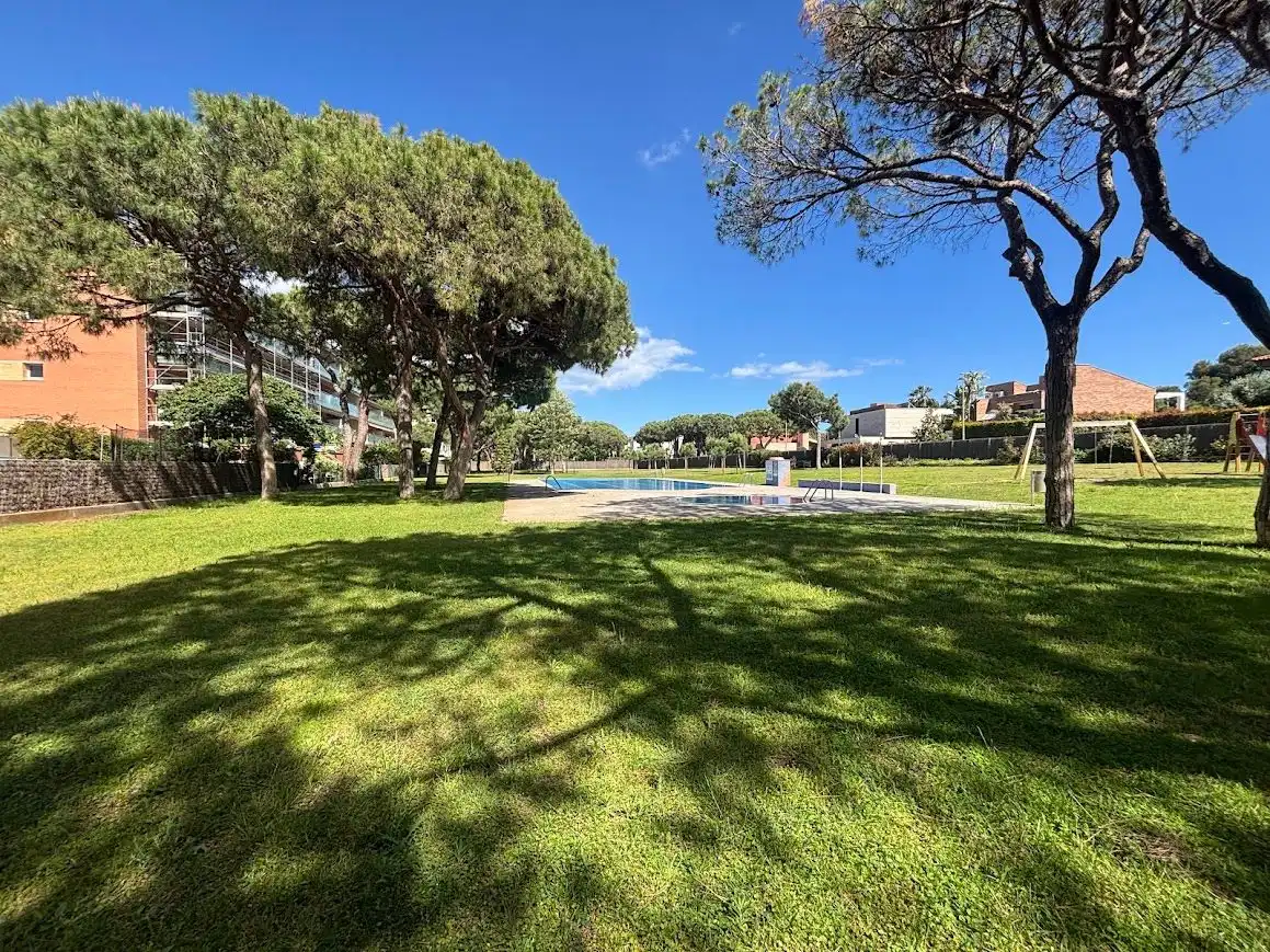 Jardín de Ático en venta en Gavà con Aire acondicionado, Terraza y Trastero