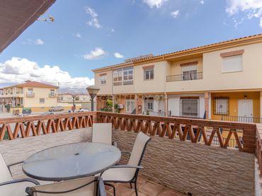 Maison avec balcon à vendre à Calle Atenea, 28, Ambroz, Spain 28