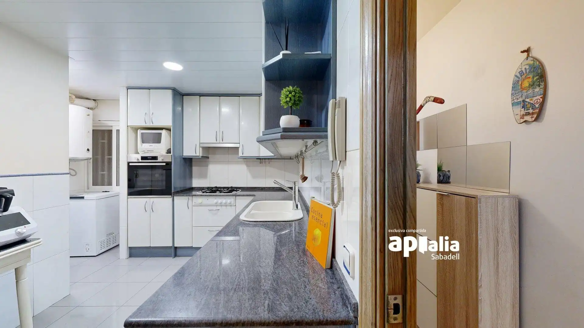 Küche von Wohnung zum Verkauf in Barberà del Vallès mit Klimaanlage, Heizung und Balkon