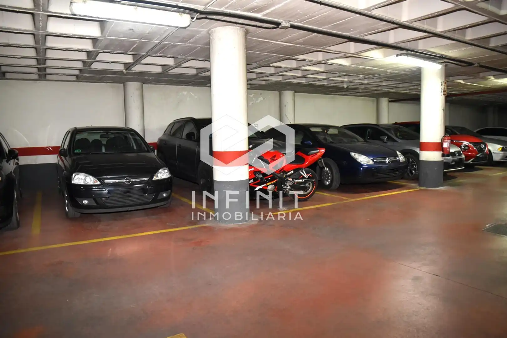 Einzelparkplatz zum Verkauf in Val, imagen 12