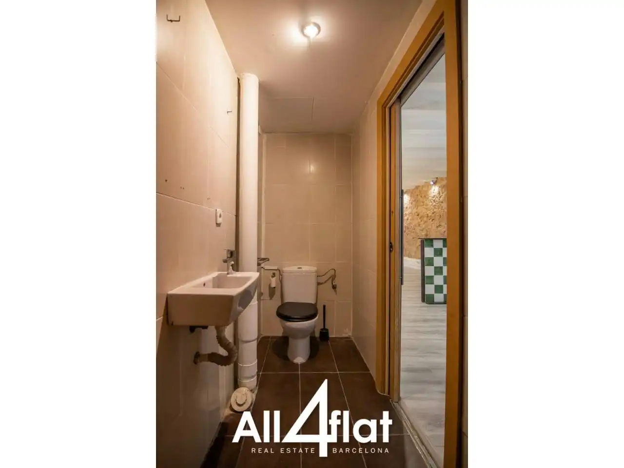 Business premises for sale in Calle Lluna, imagen 10
