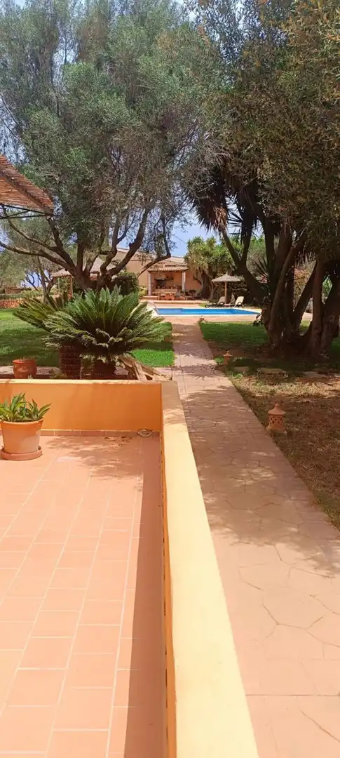 House with pool for sale in Vía de Servei, imagen 3