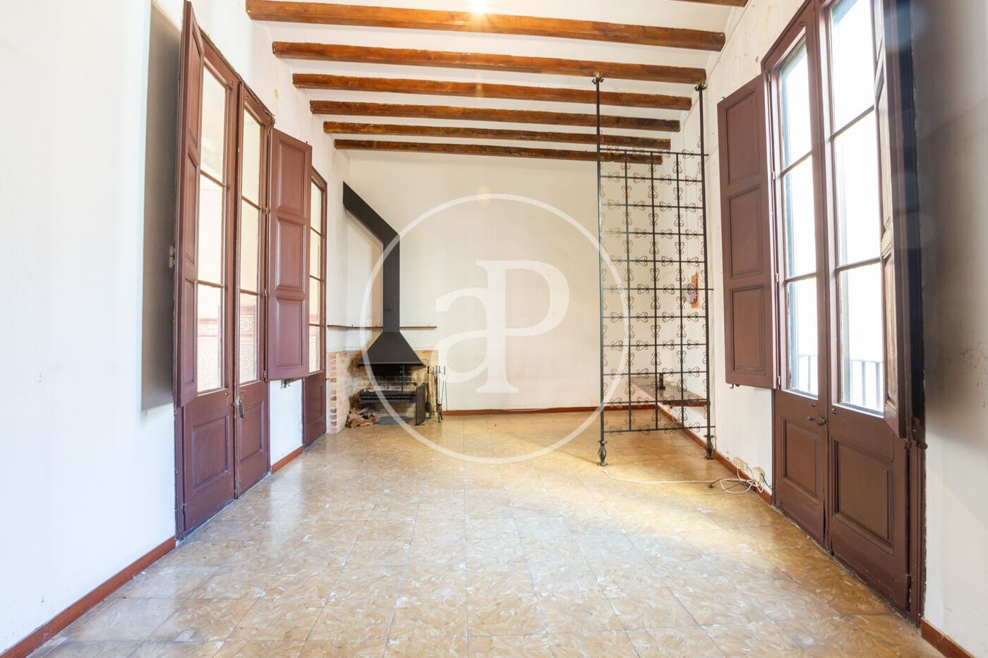 Exterior view of Flat for sale in  Barcelona Capital  with Heating, Terrace and Storage room
