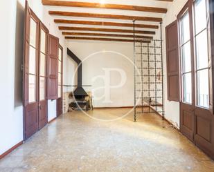 Exterior view of Flat for sale in  Barcelona Capital  with Heating, Terrace and Storage room