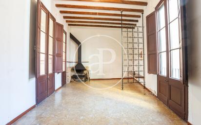 Exterior view of Flat for sale in  Barcelona Capital  with Heating, Terrace and Storage room