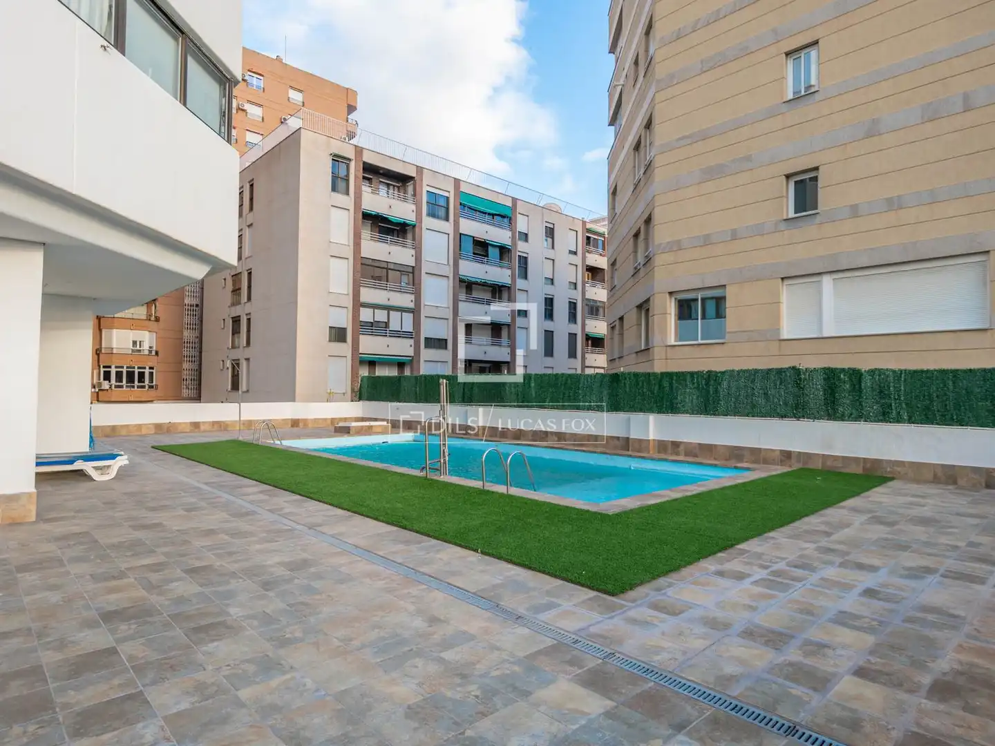 Piscina de Piso en venta en Málaga con Aire acondicionado, Parquet y Terraza