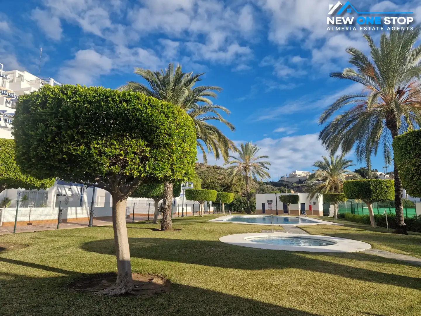 Vista exterior de Apartament en venda en Mojácar amb Aire condicionat, Terrassa i Moblat
