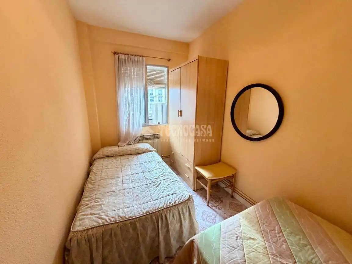 Schlafzimmer von Wohnung zum Verkauf in Valladolid mit Terrasse