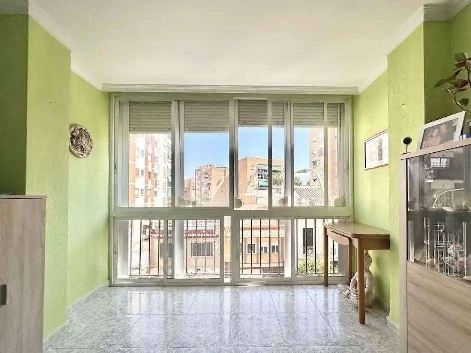 Habitación de Piso en venta en Málaga con Aire acondicionado