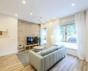 Sala d'estar de Apartament per a compartir en  Madrid Capital amb Aire condicionat i Terrassa