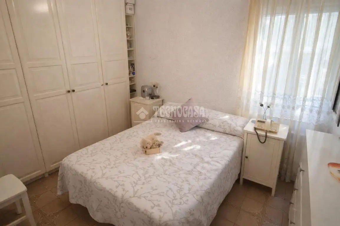 Habitación de Piso en venta en Zaragoza con Calefacción