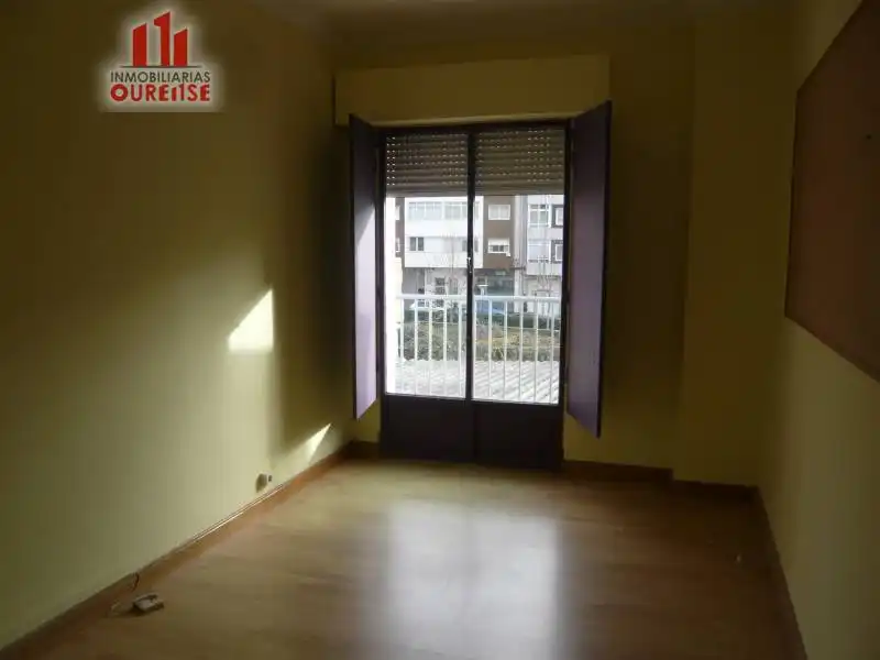 Bedroom of Commercial properties for rent in Ourense Capital 