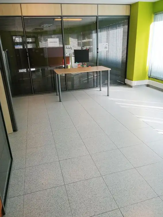 Geschaftsraum zur Miete in A Coruña Capital  mit Heizung