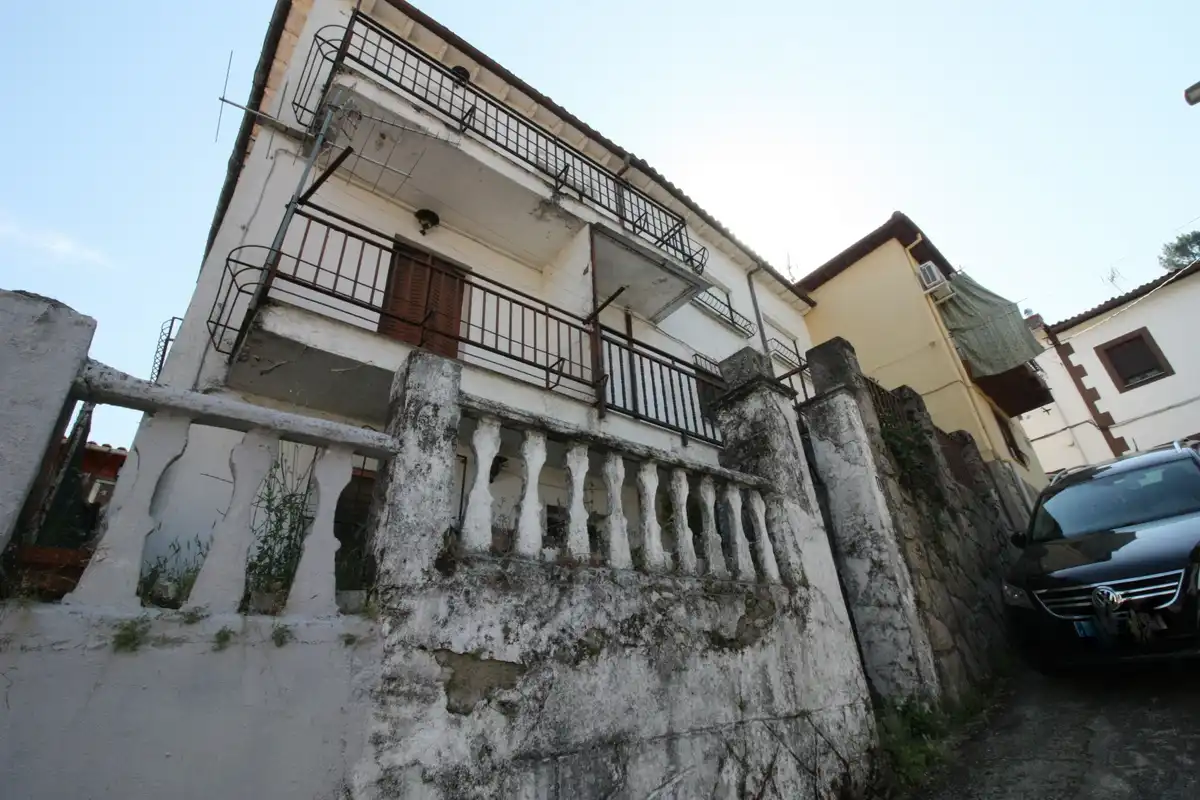Vista exterior de Piso en venta en Arenas de San Pedro con Balcón