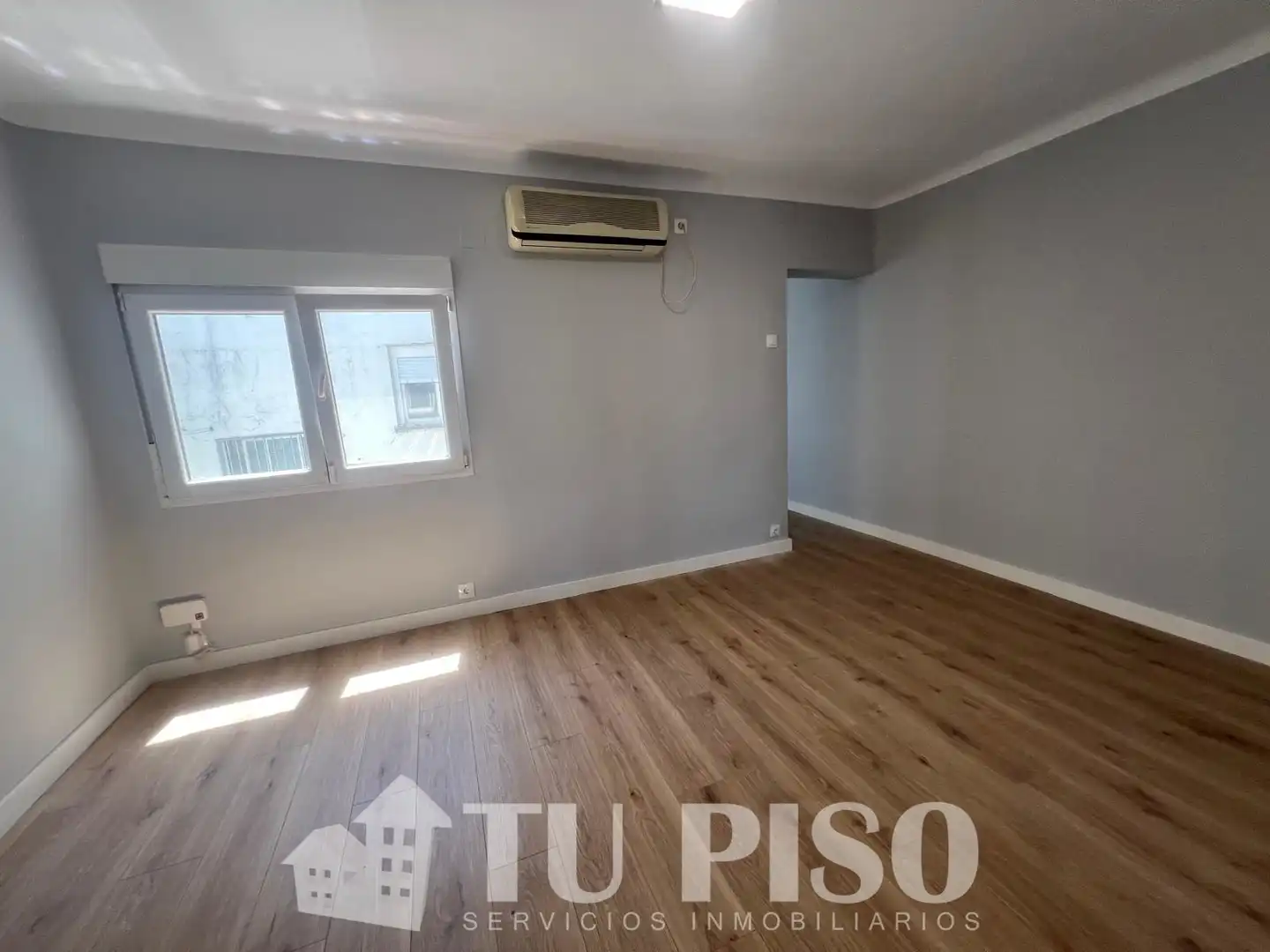 Habitación de Piso en venta en Madrid con Aire acondicionado