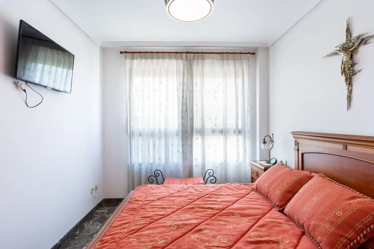 Habitación de Piso en venta en Valencia con Aire acondicionado, Calefacción y Jardín privado