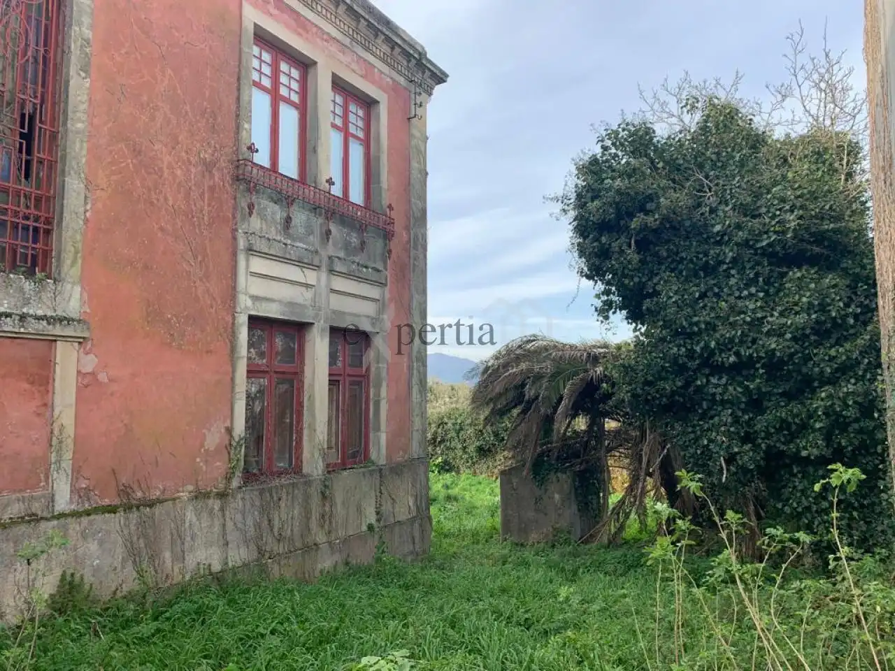 Finca rústica en venta en Noia con Jardín privado
