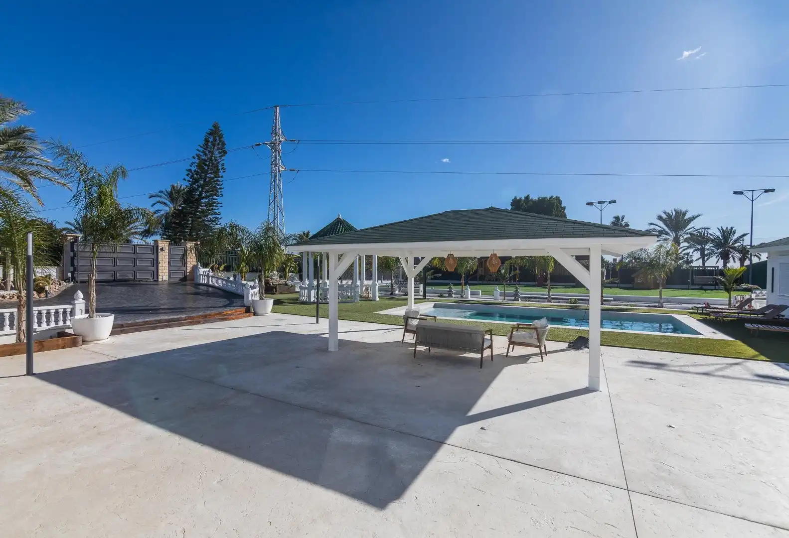 Swimming pool of Houses for sale in Elche / Elx  with Air Conditioner, Private garden and Terrace