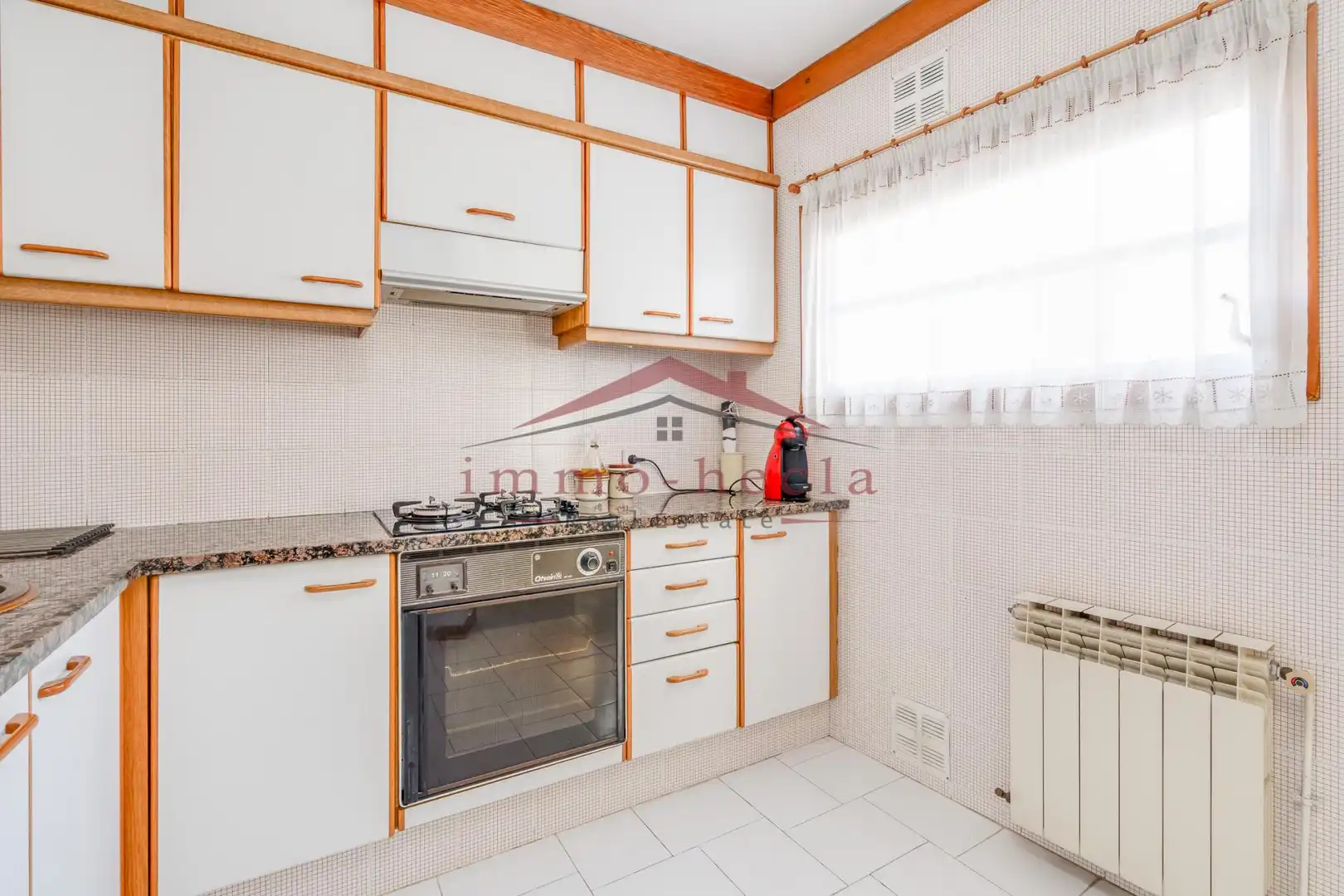Küche von Einfamilien-Reihenhaus zum Verkauf in Vilanova del Camí mit Heizung, Terrasse und Abstellraum