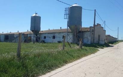 Exterior view of Industrial buildings for sale in Pedrosillo de Alba