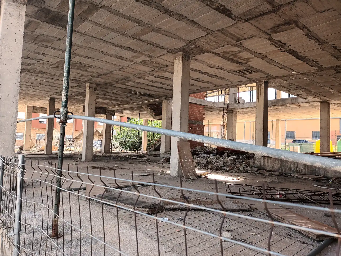 Buildings for sale in 9 D OCTUBRE, 3, -1, Montroi / Montroy