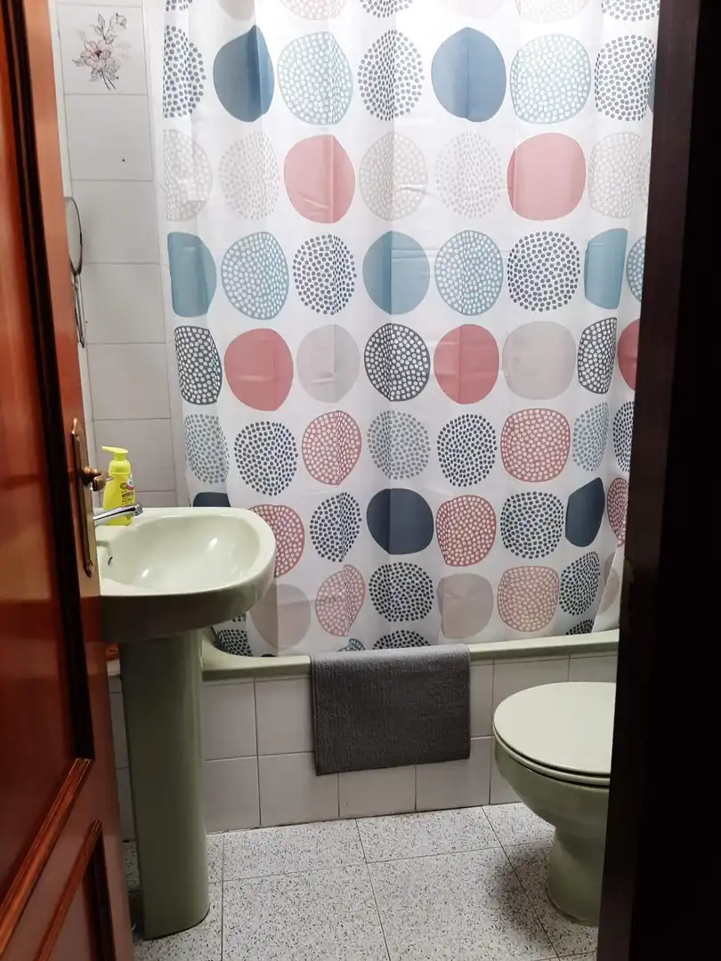 Baño de Piso en venta en Huelva con Aire acondicionado