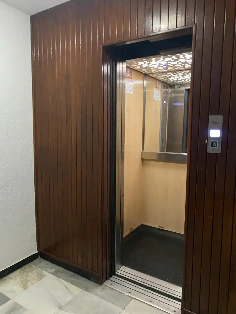 Flat for rent in Córdoba  with Air Conditioner, Heating and Furnished