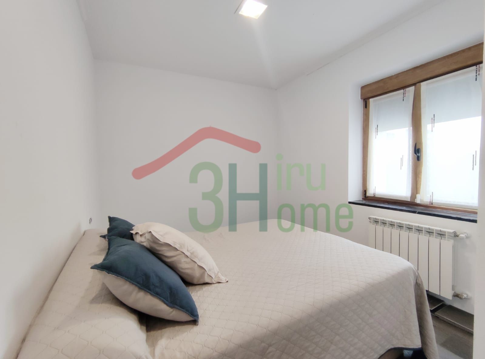 Bedroom of Flat for sale in Irun   with Heating