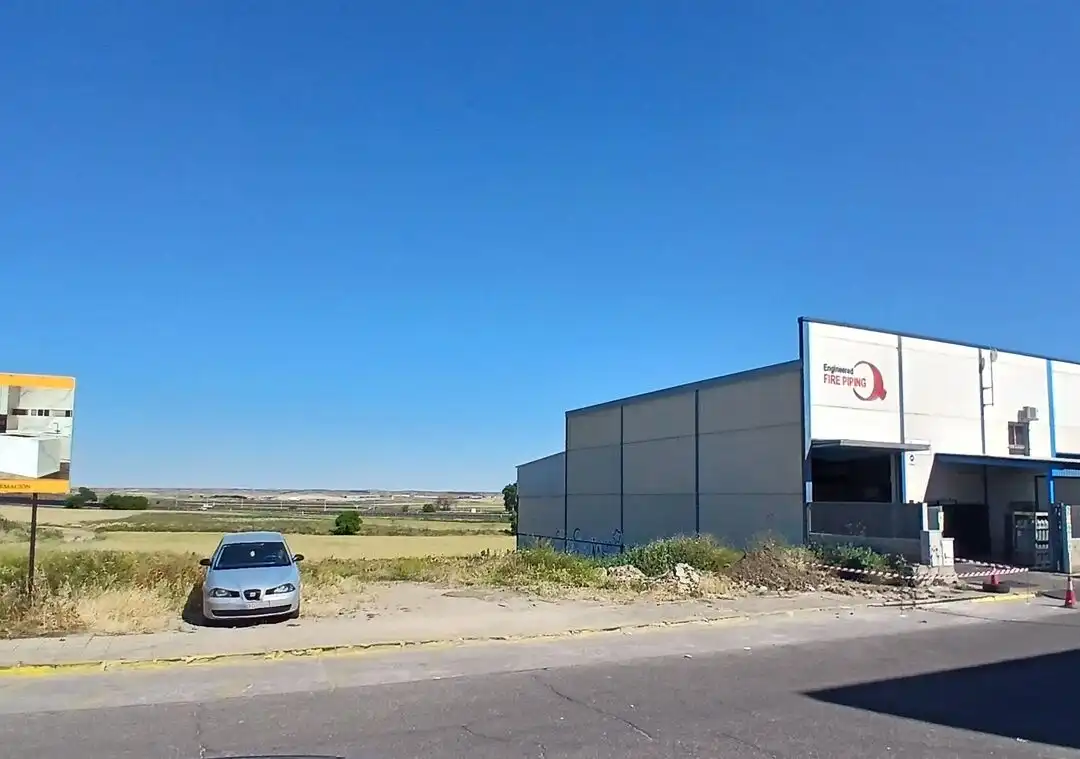 Vista exterior de Terreno industrial en venta en Yuncos