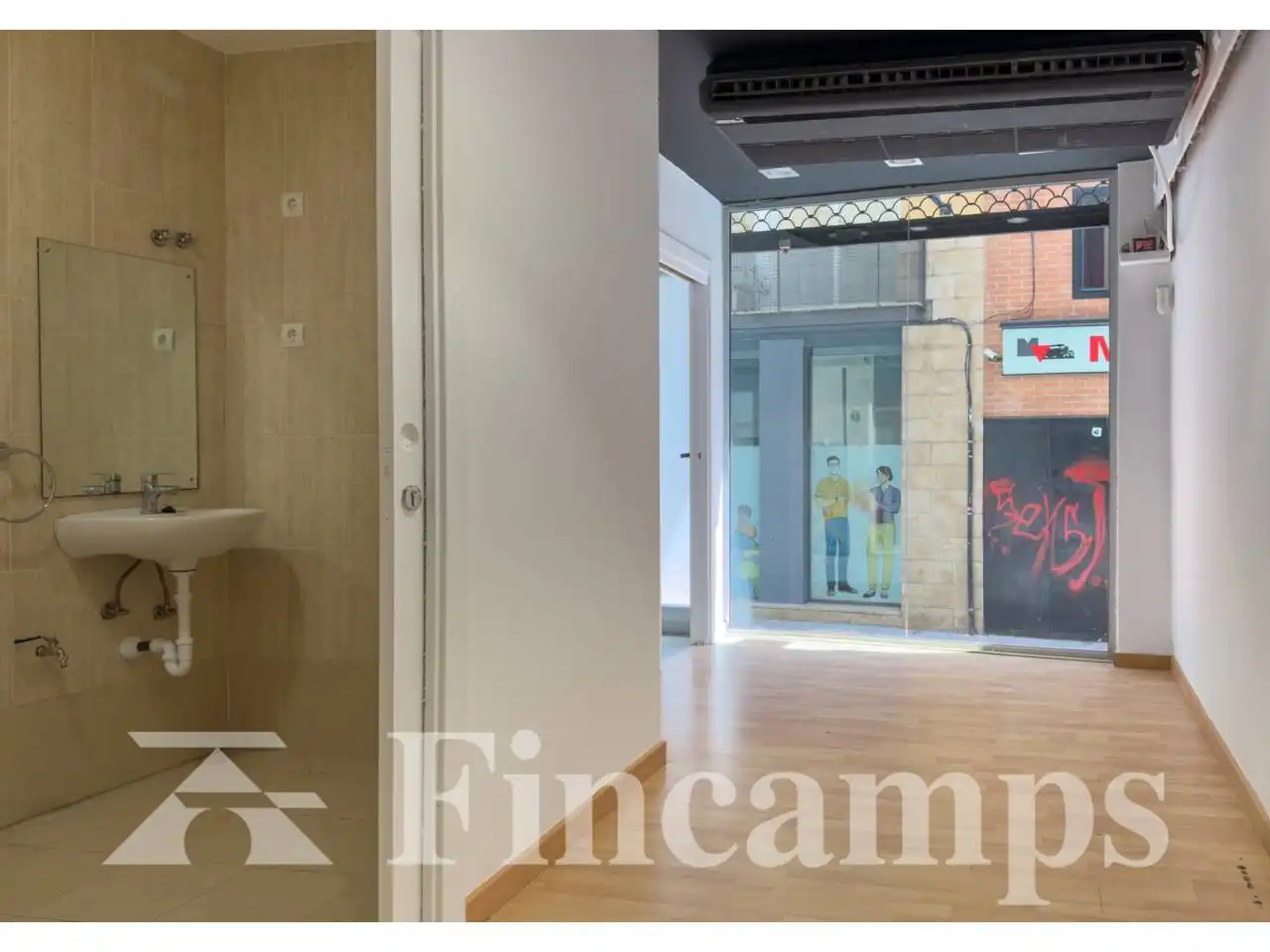 Local comercial de lloguer a Pasaje manresa 26, imagen 5