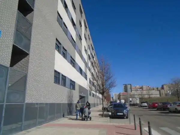 Parkplatz mit Aufzug zum Verkauf in Calle de Perseo 53, imagen 2
