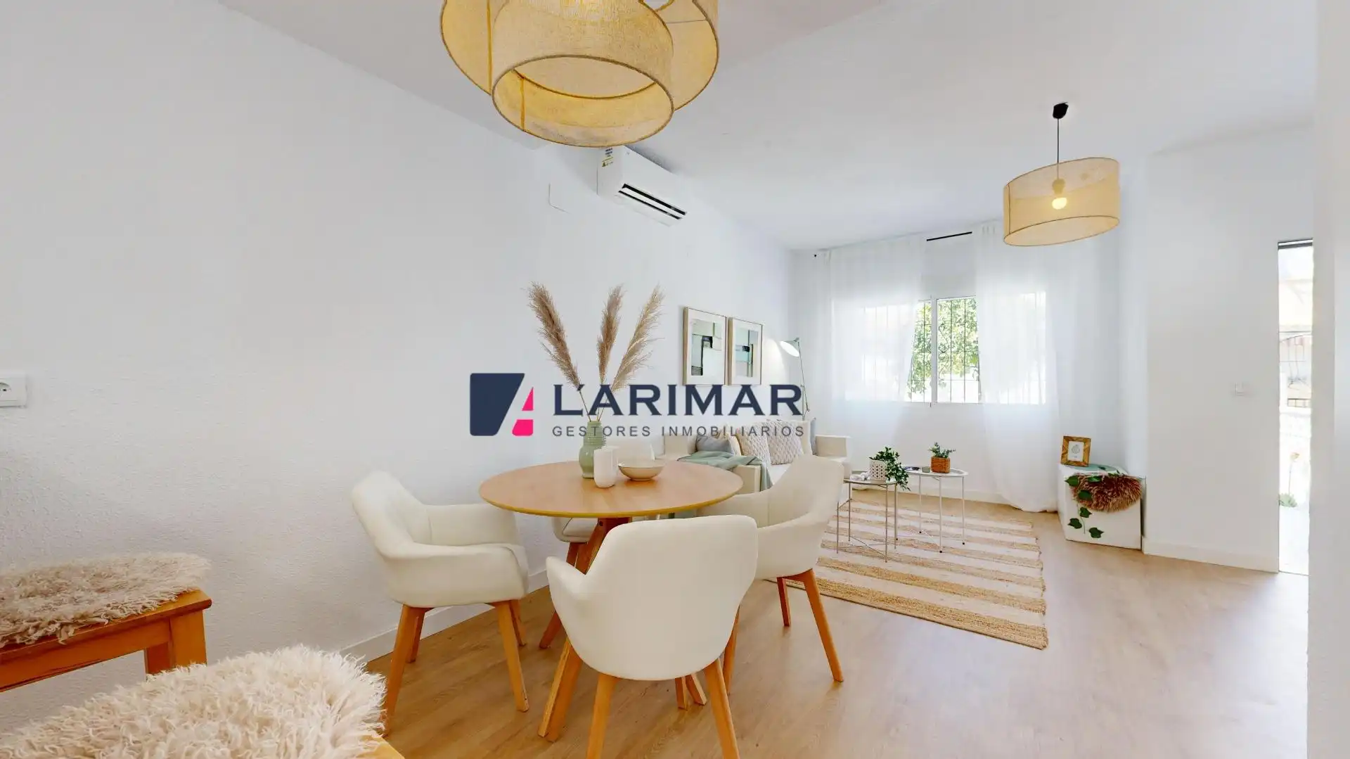 Sala de estar de Casa adosada en venta en Orihuela con Jardín privado, Terraza y Piscina comunitaria