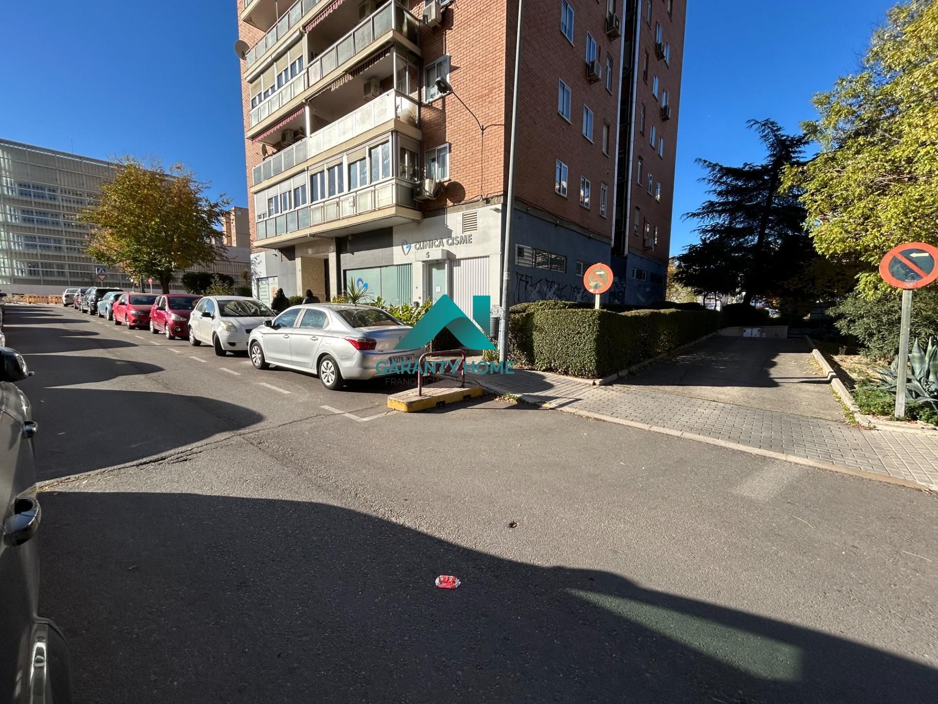 Vista exterior de Garaje en venta en Coslada