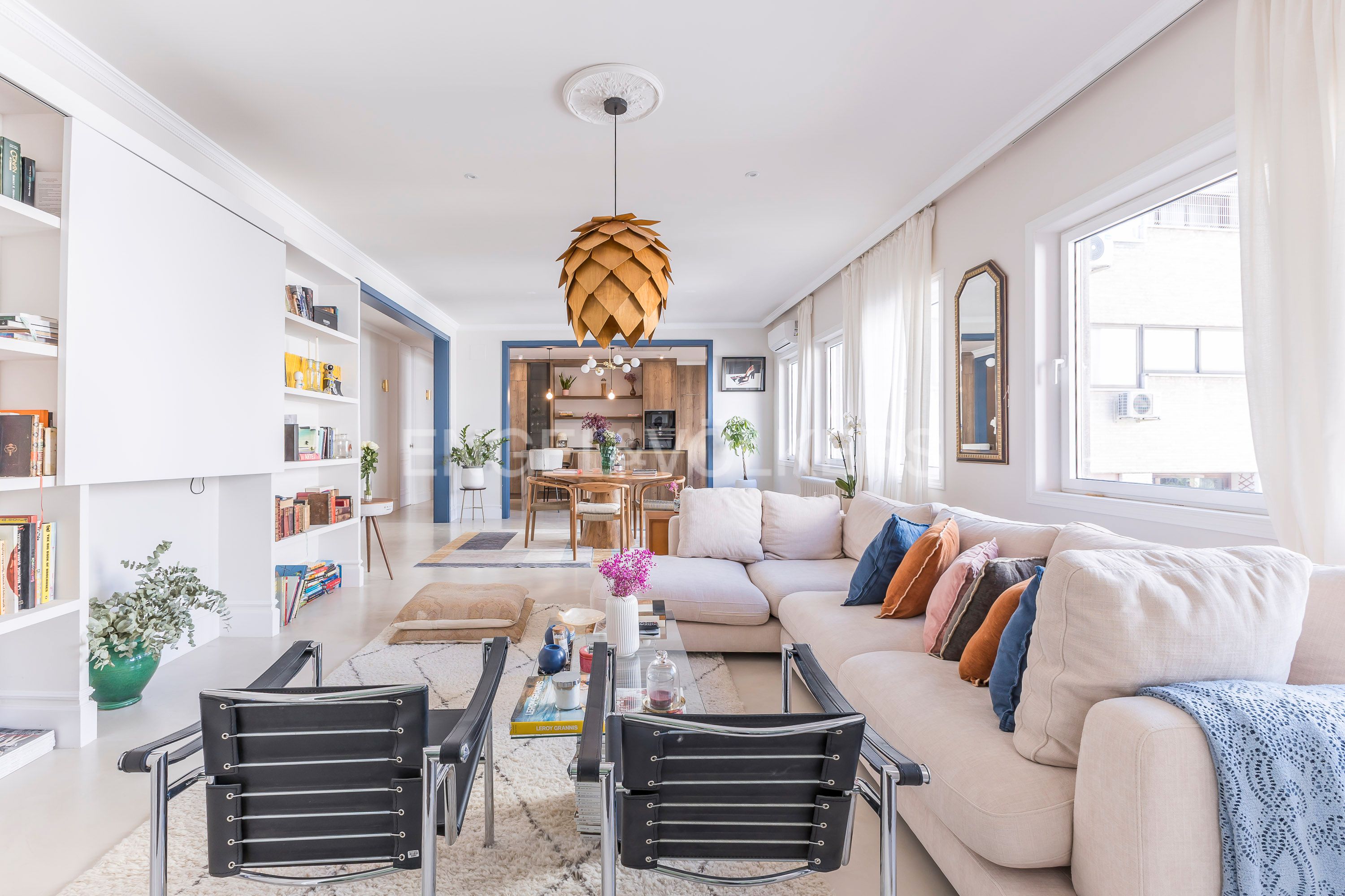 Living room of Flat for sale in  Madrid Capital  with Air Conditioner, Heating and Storage room